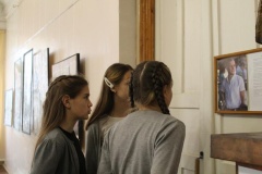 Посещения выставки живописи С. Перминова 